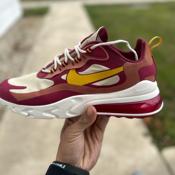 Nike Air Max 270 React (WORN ONCE) minor scuffs - Picture 8 of 14